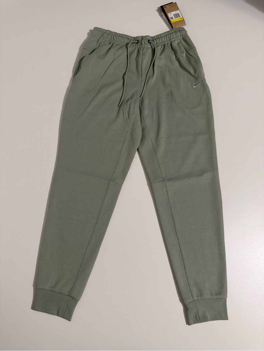 Nike Men's Olive Drawstring joggers Sz S
